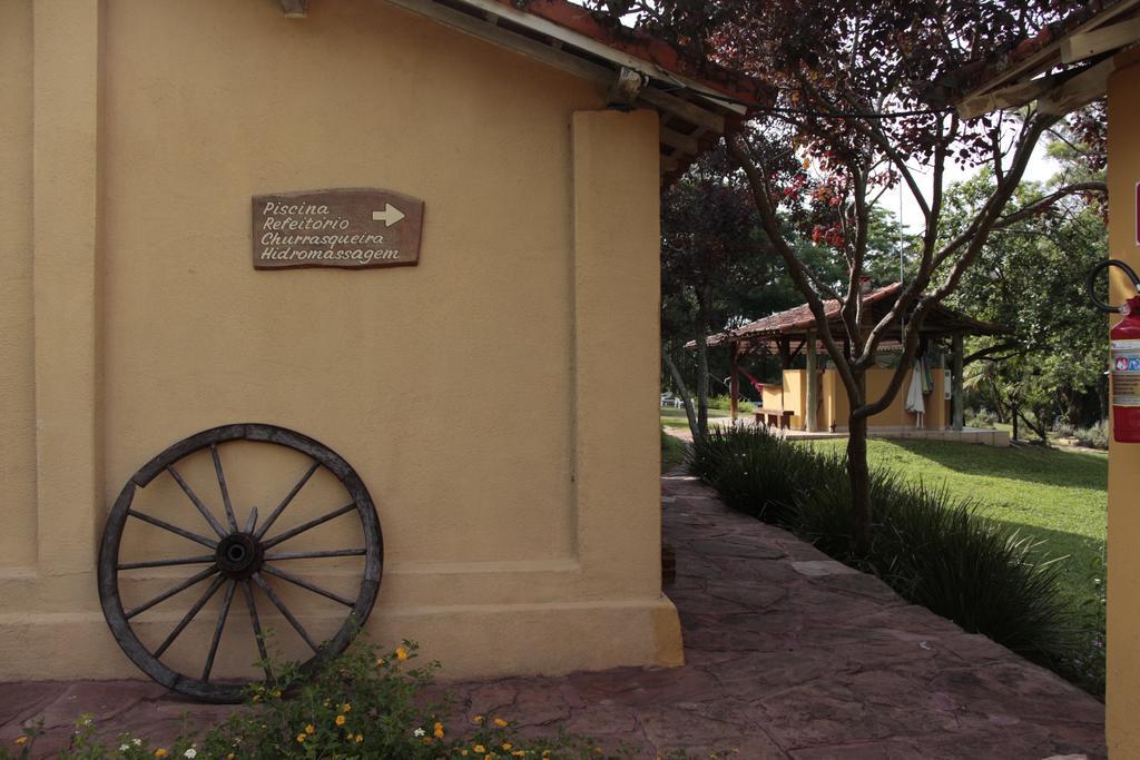 Hospedagem Fazenda Nova America Brotas Exterior foto